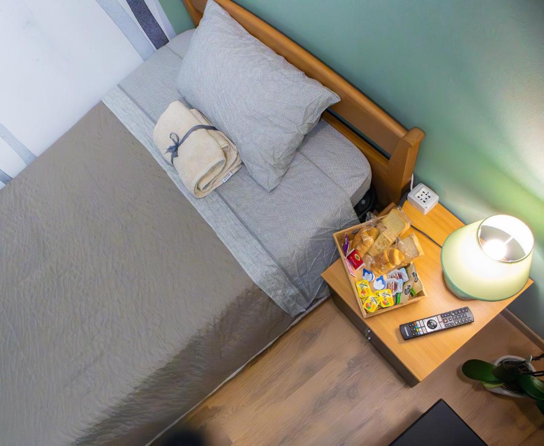 Don Pes Travel Rooms 사사리 외부 사진