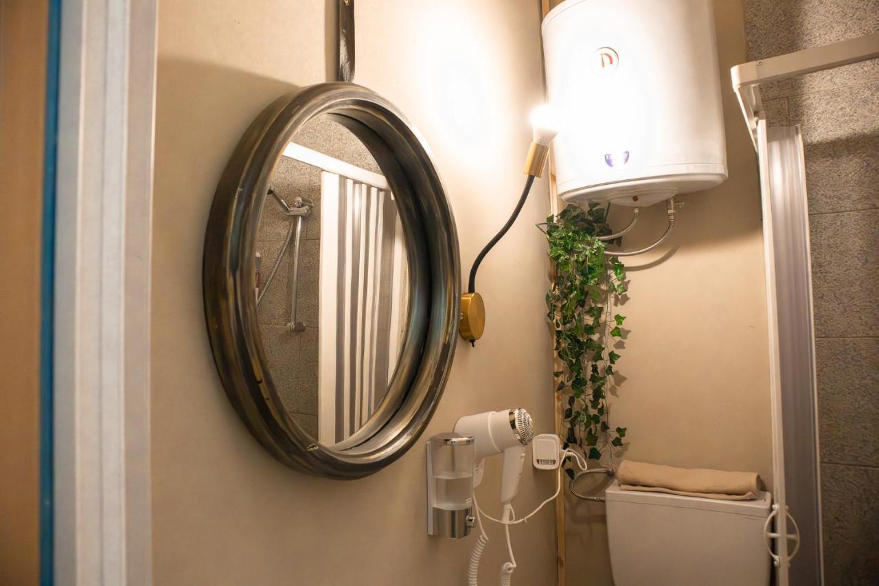 Don Pes Travel Rooms 사사리 외부 사진