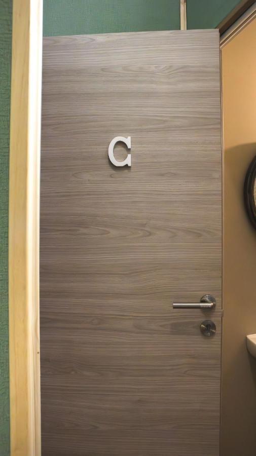 Don Pes Travel Rooms 사사리 외부 사진